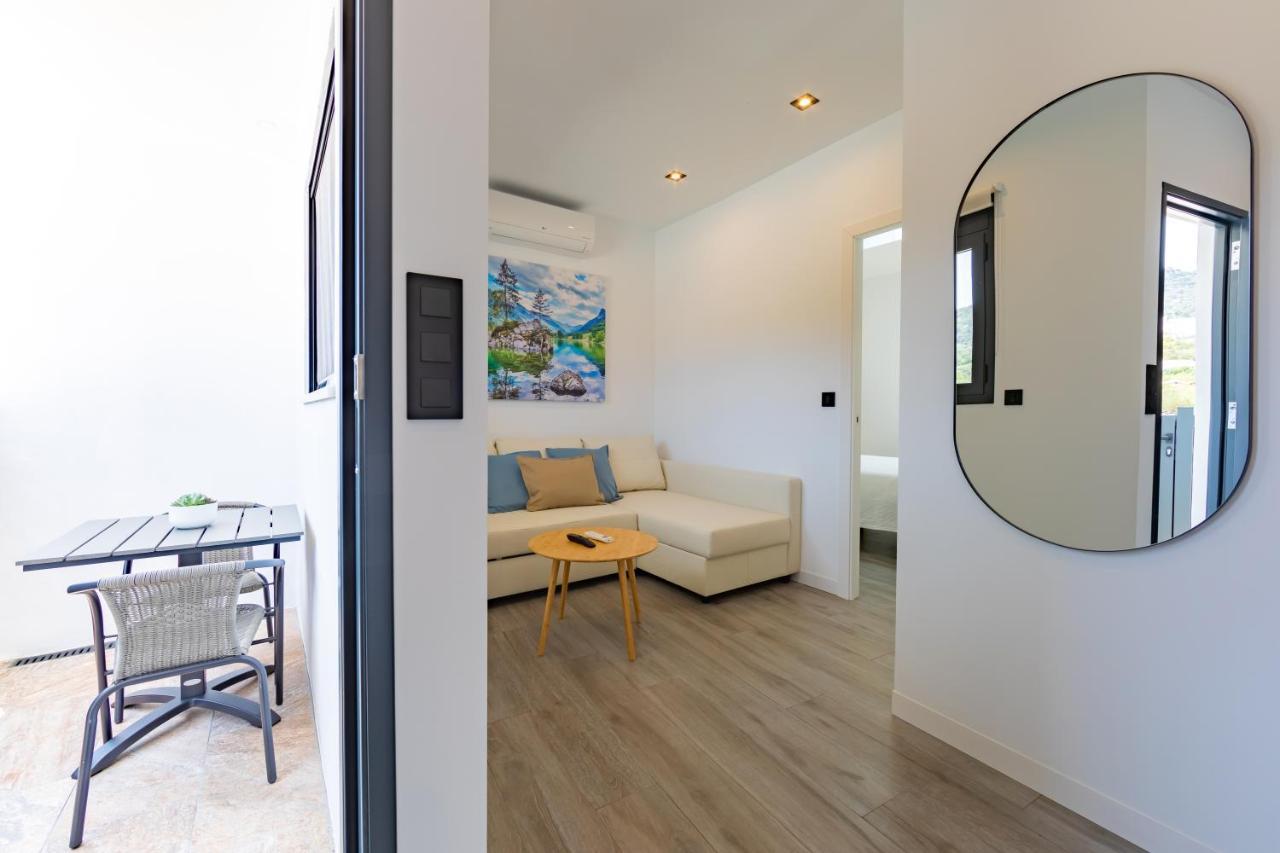 Apartamento La Casita De Hugo Facinas Exterior foto